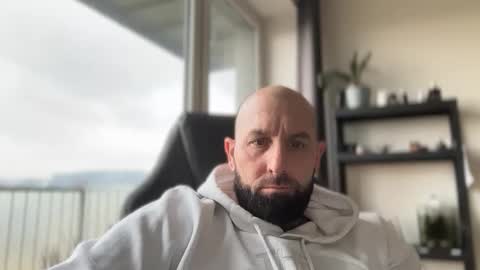 Snapshot of tommyx01 chatting on 21, 2, 2026 Thomas Fit online show from 21, 2, 2026