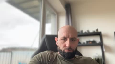 Snapshot of tommyx01 chatting on 23, 2, 2026 Thomas Fit online show from 23, 2, 2026