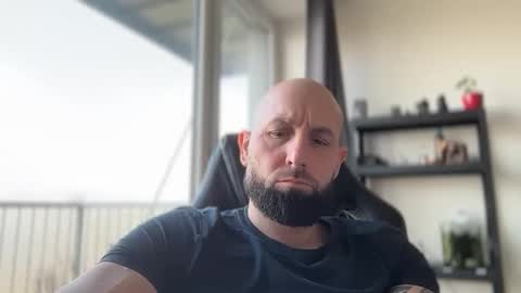 Snapshot of tommyx01 chatting on 5, 3, 2026 Thomas Fit online show from 5, 3, 2026