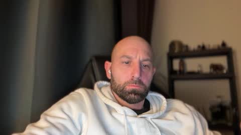 Snapshot of tommyx01 chatting on 17, 3, 2026 Thomas Fit online show from 17, 3, 2026