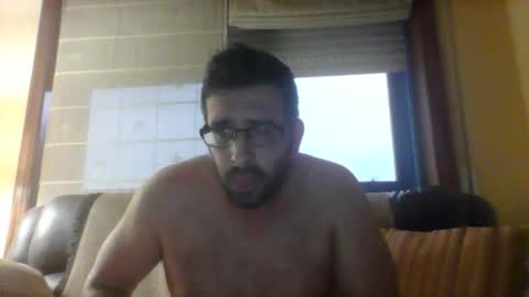 toni640128 online show from 28, 9, 2025