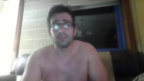 toni640128 online show from 31, 10, 2025