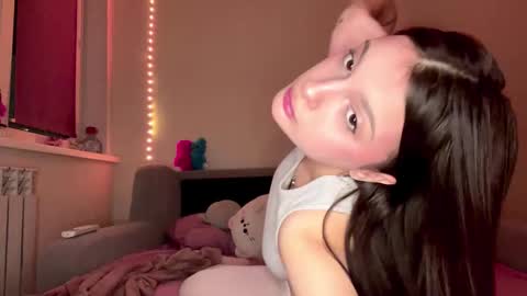 Nana and Sara online show from 23, 3, 2026