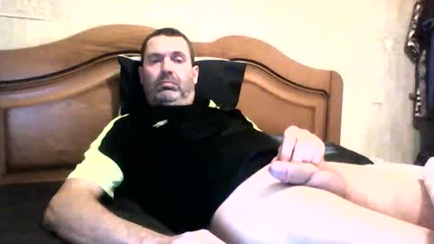 tonio358965 online show from 8, 12, 2024