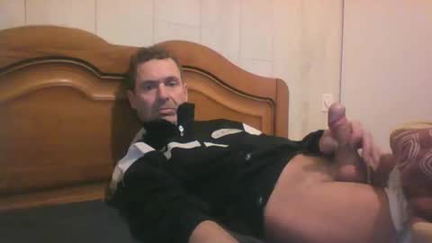 tonio358965 online show from 2, 11, 2025