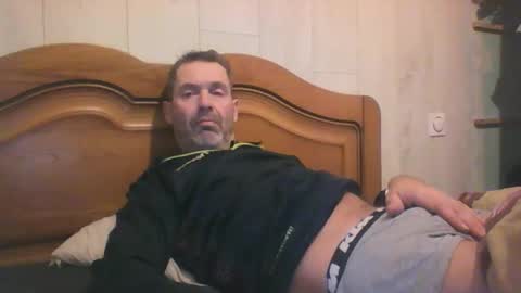 tonio358965 online show from 21, 11, 2025