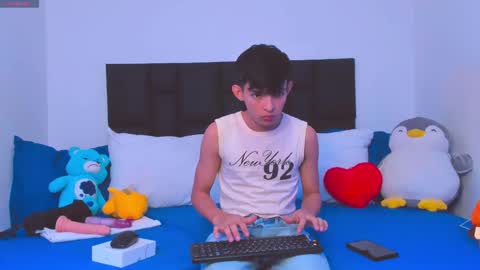 Tonny online show from 5, 3, 2025