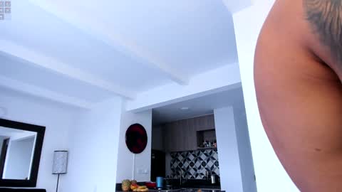 tony muscle1 online show from 26, 12, 2024