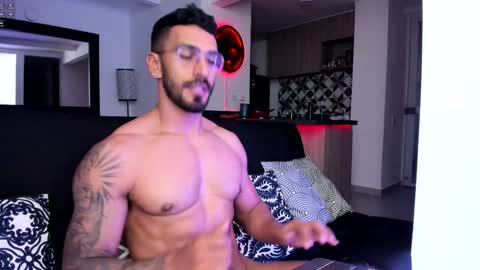 tony muscle1 online show from 8, 1, 2025