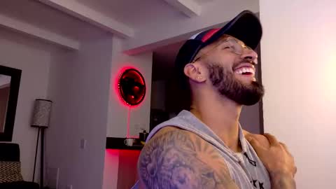 tony muscle1 online show from 5, 10, 2025