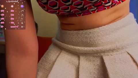 Hey hey Im Megan Pvt open. Im very glad to see you here online show from 5, 3, 2025