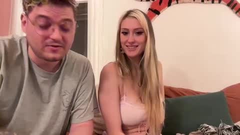 toobna2 online show from 22, 11, 2025