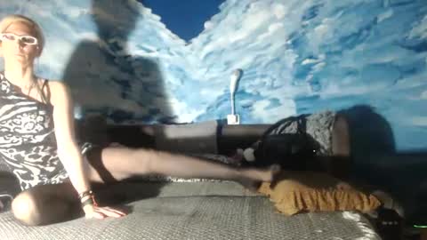 Tara J online show from 28, 1, 2025