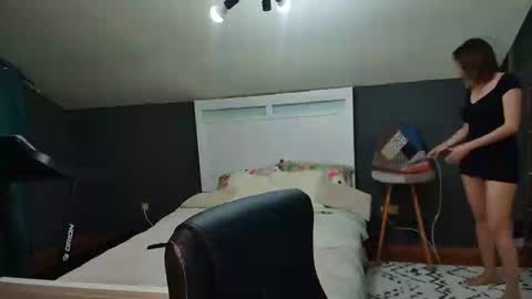 Snapshot of toplegs chatting on 10, 3, 2025 Anda online show from 10, 3, 2025