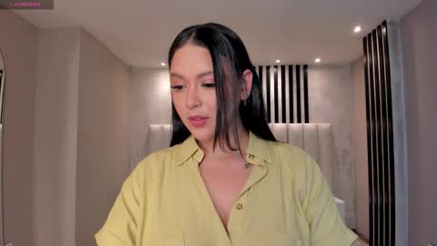 Tori Cross online show from 22, 12, 2025