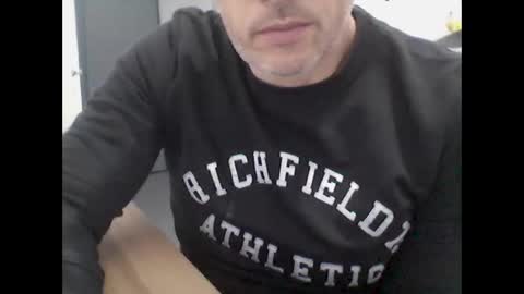 Snapshot of tororex85 chatting on 4, 11, 2025 tororex85 online show from 4, 11, 2025