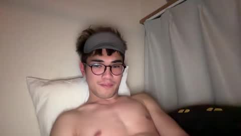 Snapshot of toshikaro0 chatting on 26, 2, 2025 Karo online show from 26, 2, 2025