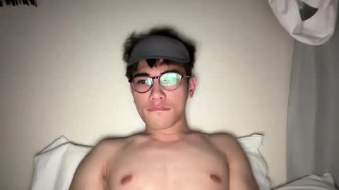 Snapshot of toshikaro0 chatting on 6, 3, 2025 Karo online show from 6, 3, 2025