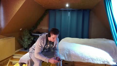 Snapshot of touch_of_eros chatting on 23, 2, 2025 Paul online show from 23, 2, 2025