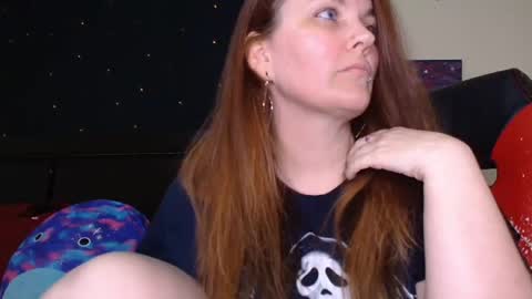 Snapshot of toxiclilly chatting on 7, 1, 2026 Lilly Miss Mistress Goddess Maam Queen Boss online show from 7, 1, 2026