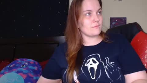 Snapshot of toxiclilly chatting on 13, 1, 2026 Lilly Miss Mistress Goddess Maam Queen Boss online show from 13, 1, 2026