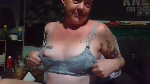 Snapshot of toxictemptress420 chatting on 20, 12, 2025 ToxicTemptress420 online show from 20, 12, 2025