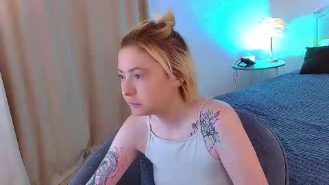 tracycurtis online show from 14, 9, 2025