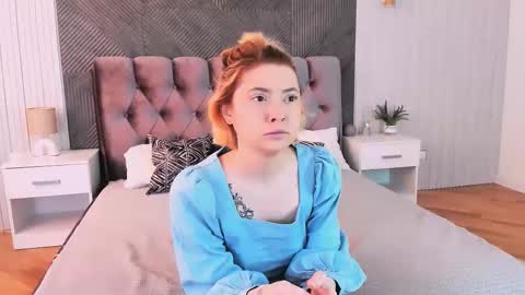 tracycurtis online show from 17, 9, 2025