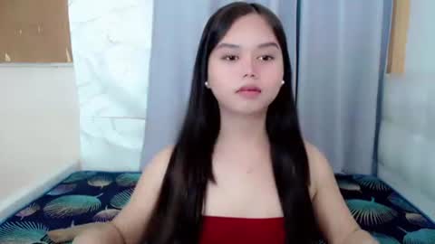 transgoddessx online show from 2, 10, 2025