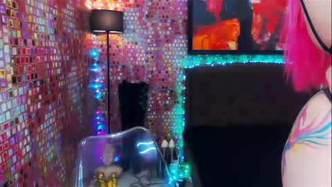 Snapshot of transplayfullolivia chatting on 8, 2, 2025 KYLIE BELLA TS online show from 8, 2, 2025