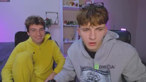 Travis online show from 11, 10, 2025