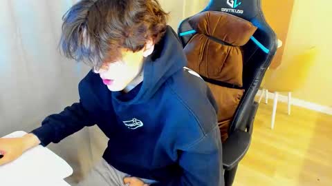 Snapshot of travisrivas chatting on 5, 2, 2026 travisrivas online show from 5, 2, 2026