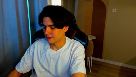 Snapshot of travisrivas chatting on 6, 3, 2026 travisrivas online show from 6, 3, 2026