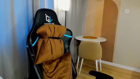 Snapshot of travisrivas chatting on 7, 3, 2026 travisrivas online show from 7, 3, 2026