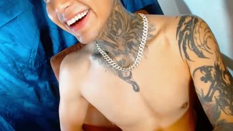 TRAV - INDEPENDENT MODEL online show from 13, 12, 2024