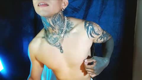 TRAV - INDEPENDENT MODEL online show from 11, 1, 2025