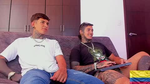 TRAV - INDEPENDENT MODEL online show from 18, 1, 2025