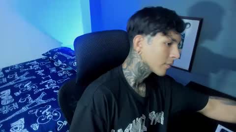 TRAV - INDEPENDENT MODEL online show from 8, 11, 2025