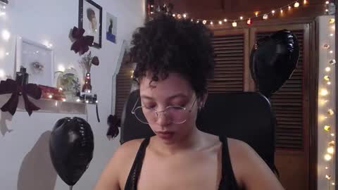 Snapshot of treasuresz chatting on 10, 2, 2025 Emily online show from 10, 2, 2025