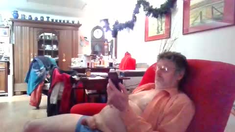 Snapshot of trebgeis1 chatting on 16, 1, 2026 trebgeis1 online show from 16, 1, 2026