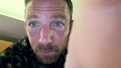 treedude303720 online show from 4, 11, 2025