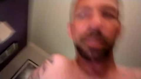 treedude303720 online show from 20, 11, 2025