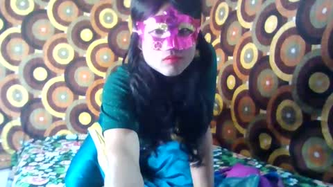 treesomecouple online show from 14, 1, 2025