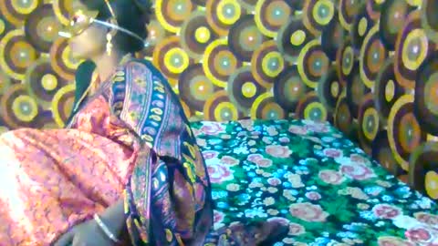 treesomecouple online show from 22, 1, 2025