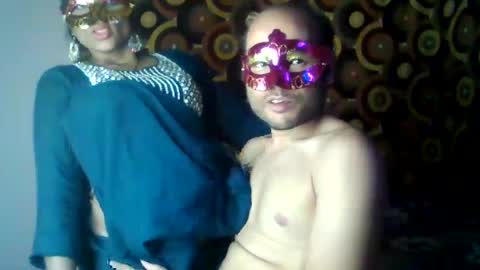 treesomecouple online show from 24, 1, 2025