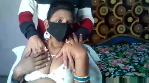 treesomecouple online show from 26, 1, 2025