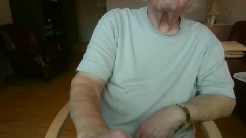 Snapshot of trekbeestje1 chatting on 30, 11, 2025 trekbeestje online show from 30, 11, 2025