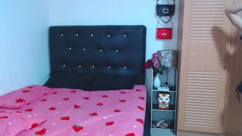 Snapshot of tremendousstephanie chatting on 28, 10, 2025 STEPHANiE online show from 28, 10, 2025