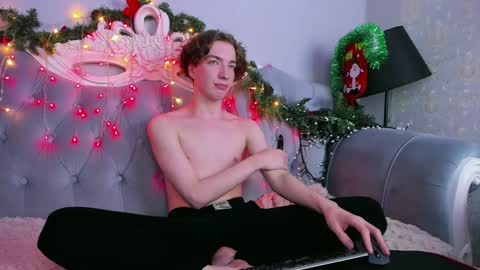 TrevorBenson online show from 2, 1, 2025