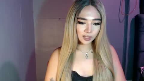 trexie_fucks15 online show from 28, 9, 2025